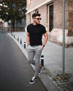 M&M Men Black Solid Round Neck T-Shirt XL